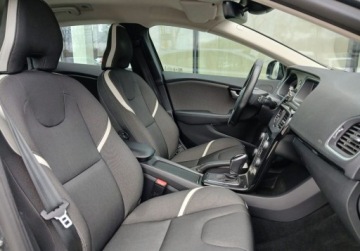 Volvo V40 II Hatchback Facelifting 1.5 T3 152KM 2019 Volvo V40 V40 Drive-E Dynamic Edition Vat Marza Salon PL 1 wl., zdjęcie 22