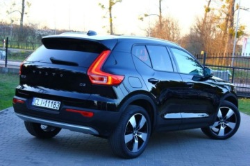 Volvo XC40 Crossover 2.0 D3 150KM 2019 Volvo XC 40 D3 150KM Panorama dachKamery 360NaviAlu 19 caliLadne Auto FV23, zdjęcie 9