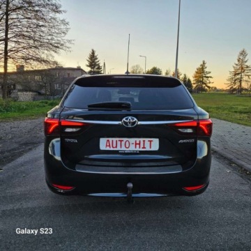 Toyota Avensis III Wagon Facelifting 2015 2.0 D-4D 143KM 2016 Toyota Avensis Kamera CofaniaNawigacjaAluminiowe FelgiSkorzana TapicerkaGw, zdjęcie 11