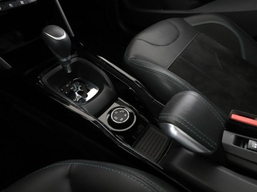 Peugeot 2008 I SUV Facelifting 1.2 PureTech 110KM 2017 Peugeot 2008 1.2 Automat Crossway Panorama Navi, zdjęcie 29