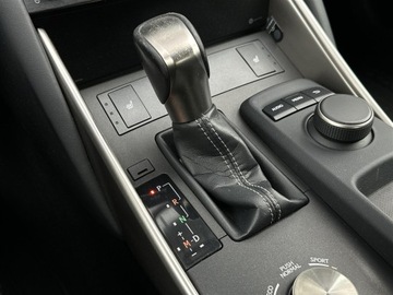 Lexus IS III Sedan Facelifting 200t 245KM 2018 Lexus IS300 Lexus IS 300 2.0 Turbo 245 KM | Execut, zdjęcie 21