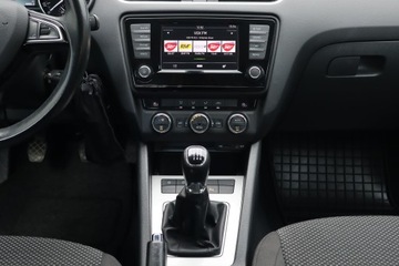 Skoda Octavia III Liftback 1.4 TSI  150KM 2016 Skoda Octavia 1.4 TSI, Salon Polska, Serwis ASO, zdjęcie 11