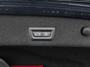 BMW Seria 7 G70 2022 BMW 745 PY13616#745Le xDrive Ambient K.cofania, zdjęcie 28