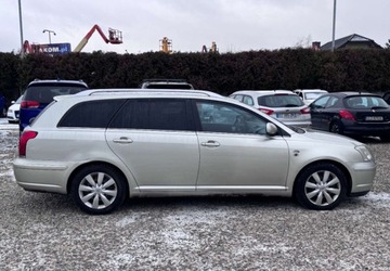 Toyota Avensis II Kombi 2.0 D-4D 116KM 2003 Toyota Avensis 2003 r. 2.0 Diesel 116KM, zdjęcie 6