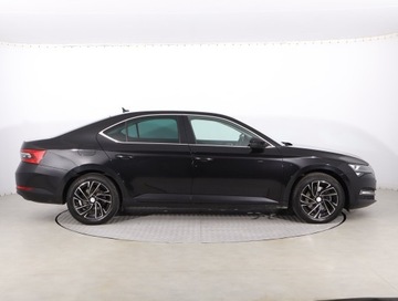 Skoda Superb III Liftback Facelifting 2.0 TDI SCR 200KM 2021 Skoda Superb 2.0 TDI, Salon Polska, Serwis ASO, zdjęcie 5