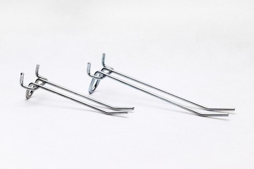 ВЕШАЛКА ДЛЯ ИНСТРУМЕНТА ДВОЙНАЯ ПРОВОЛОКА 45 Х 50 ММ