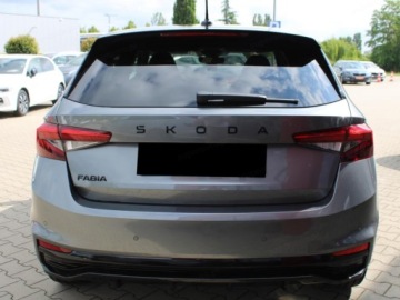 Skoda Fabia IV 2026 SKODA Fabia Monte Carlo 1.0 TSI DSG Hatchback 115KM 2026, zdjęcie 3