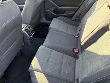 Volkswagen Passat B8 Variant Facelifting 2.0 TDI SCR 150KM 2022 Volkswagen Passat Business 2.0 TDI / 150 KM DSG Er, zdjęcie 35