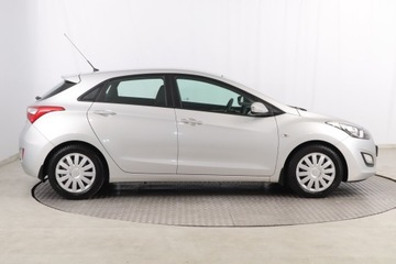 Hyundai i30 II Hatchback 5d 1.4 MPI 100KM 2015 Hyundai i30 1.4 CVVT, Salon Polska, Serwis ASO, zdjęcie 5