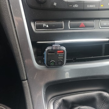 Bluetooth FM-передатчик Зарядное устройство Адаптер 2xUSB + USB Type-C Mp3 Автомобиль
