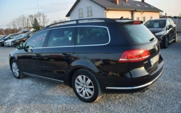 Volkswagen Passat B7 Variant 2.0 TDI CR DPF BlueMotion 140KM 2014 Volkswagen Passat 2.0TDI 4x4 Navi 2 KPL KOL Oryginal lakier Grzane FoteleS, zdjęcie 10