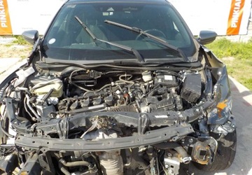 Honda Civic X Hatchback 5d 1.5 VTEC Turbo 182KM 2017 Honda Civic Okazja 1.5 Benzyna 182KM, zdjęcie 5