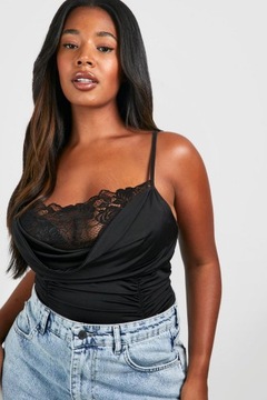 G622 DRAPOWANE BODY Z KORONKĄ PLUS SIZE BOOHOO