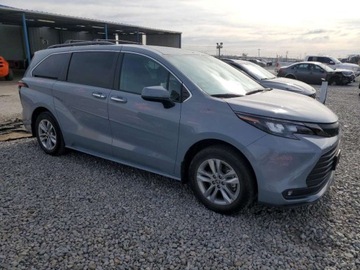 Toyota Sienna III 2022 Toyota Sienna Xle 2022 2.5 Hybryda 245KM, zdjęcie 4