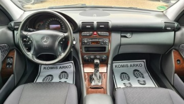 Mercedes Klasa C W203 Kombi T203 2.0 (C 180) 129KM 2001 Mercedes C 180 alu, el. fotele, zdjęcie 10