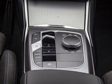 BMW Seria 3 G20-G21 Limuzyna 2.0 320i 184KM 2026 BMW Seria 3 320i xDrive Sport Sedan 2.0 (184KM) 2026, zdjęcie 9