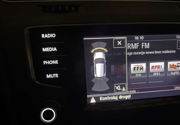 Volkswagen Golf VII Hatchback 3d 1.2 TSI 85KM 2014 Volkswagen Golf VII 1.2 TSI 86KM Highline BiXenon LED PDC 1wł. SerwisASO, zdjęcie 24