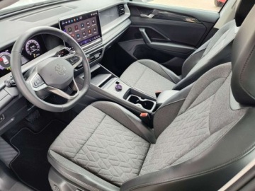 Volkswagen Tayron 2025 Volkswagen Tayron 7os. serwis ASO 1.5eTSI 150KM bezwypadkowy pakiety gwara, zdjęcie 10