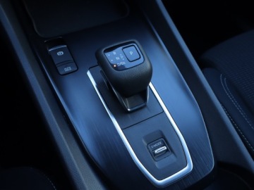 Nissan Qashqai III Crossover 1.3 DIG-T MHEV 158KM 2022 Nissan Qashqai 1.3 DIG-T MHEV, Salon Polska, zdjęcie 17