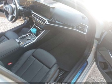 BMW Seria 3 G20-G21 2023 BMW Seria 3 330i xDrive 2023 2.0l 2.0 Benzyna 255KM, zdjęcie 9