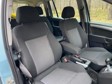 Opel Zafira B 1.8 ECOTEC 140KM 2009 Opel Zafira Opel Zafira 1.8b Automat 140KM 7-Foteli Super Stan 1.8, zdjęcie 12