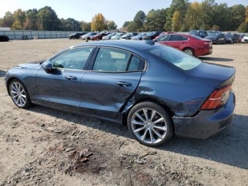 Volvo 2019 Volvo S60 2019r., T5 MOMENTUM 2.0 Benzyna 258KM, zdjęcie 2