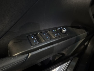 Toyota Camry IX Sedan 2.5 Hybrid Dynamic Force 218KM 2021 Toyota Camry 2.5 Hybrid Prestige CVT 2.5 Hybrid Pr, zdjęcie 16