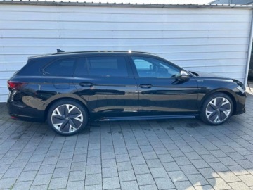 Skoda Superb IV Kombi 2.0 TDI 193KM 2026 SKODA Superb Sportline 2.0 TDI 4x4 DSG Combi 193KM 2026, zdjęcie 2