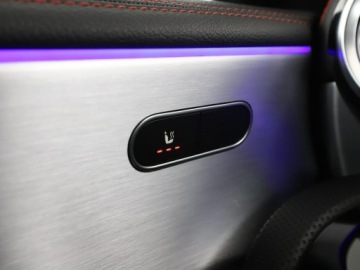 Mercedes CLA C118/X118 Shooting Brake AMG 2.0 35 AMG 306KM 2020 Mercedes CLA 35 AMG 4x4 automat full LED, zdjęcie 39