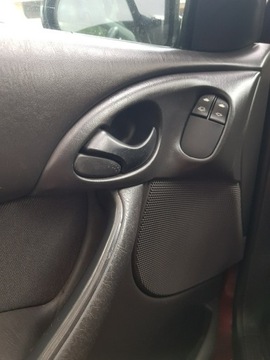 Ford Focus I Hatchback 1.6 16V 100KM 2004 Ford Focus GAZkrajowyBEZWYPAKOWY Stan Bardzo dobry, zdjęcie 8