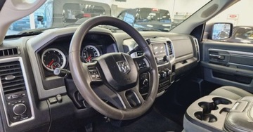 Dodge Ram IV 5.7 V8 390KM 2013 Dodge RAM 5.7 Hemi V8 390km LPG 4x4 Nowe opony 5.7 BenzynaLPG 390KM, zdjęcie 7