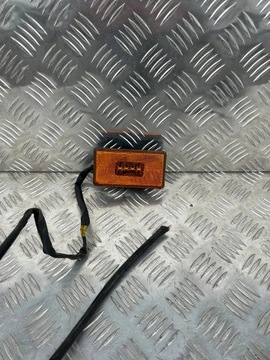 BOCZNE ŚWIATŁO LAMPA OBRYSOWA SCANIA R
