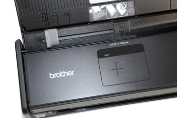 Компактный двусторонний сканер Brother ADS-1100W