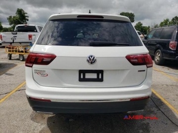 Volkswagen Tiguan II 2021 Volkswagen Tiguan 2021 r., 2,0L SE 4X4 2.0 Benzyna 184KM, zdjęcie 4
