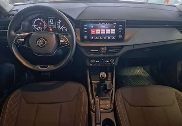 Skoda Kamiq Crossover 1.0 TSI 110KM 2022 Skoda Kamiq 1.0 TSI 110KM AMBITION Krajowa,Bezwypadkowa,Przebieg tylko 22, zdjęcie 9