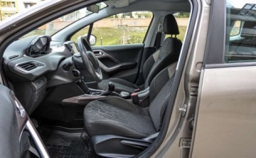 Peugeot 2008 I SUV 1.6 VTi 120KM 2014 Peugeot 2008 1.6 (120KM) Salon PL Bezwypadkowy 70 tys. km 1.6 Benzyna 120KM, zdjęcie 6