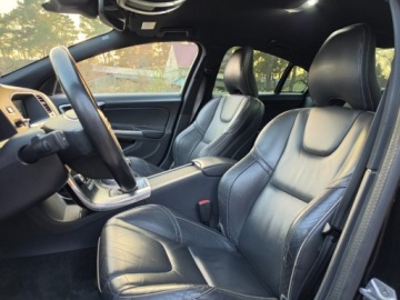 Volvo S60 II Sedan Facelifting 2.0 D2 DRIVE-E 120KM 2015 Volvo S60 Volvo S60 2.0 R-Desing Skory Harman Kardon Super Stan 2.0, zdjęcie 24