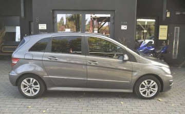 Mercedes Klasa B W245 180 CDI 109KM 2010 Mercedes-Benz Klasa B Mercedes-Benz Klasa B 180 CDI Special Edition 2.0, zdjęcie 17