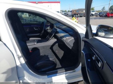 Mercedes Klasa S W223/V223 2023 Mercedes-Benz Klasa S 500 4Matic 2023 3.0l 3.0 Benzyna 429KM, zdjęcie 9