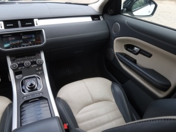 Land Rover Range Rover Evoque I SUV 5d Facelifting 2.0 Si4 240KM 2017 Land Rover Range Rover Evoque Si4, Salon Polska, zdjęcie 7