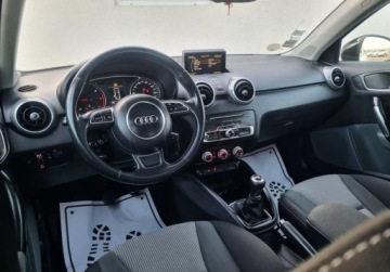Audi A1 I Sportback 5d Facelifting 1.4 TDI ultra 90KM 2017 Audi A1 Sportback Lift SLICZNA 1.4 TDI Bogata Wersja ORYGINAL Zadbana SERW, zdjęcie 7