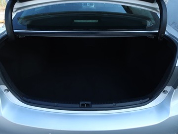 Toyota Avensis III Sedan Facelifting 2.0 Valvematic 152KM 2013 Toyota Avensis 2.0 Valvematic, Salon Polska, zdjęcie 12