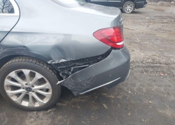 Mercedes Klasa E W213 2019 Mercedes-Benz Klasa E 2019r., E 300 4matic, 2L, od ubezpieczalni 2.0 244KM, zdjęcie 4