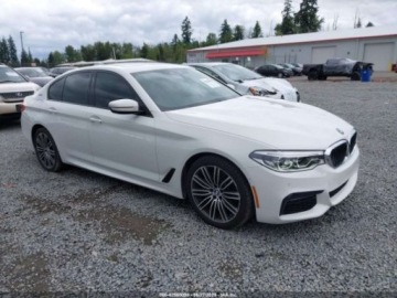 BMW Seria 5 G30-G31 2019 BMW Seria 5 2019 BMW 530E IPERFORMANCE 2.0 Hybryda Plug-in 180KM, zdjęcie 1