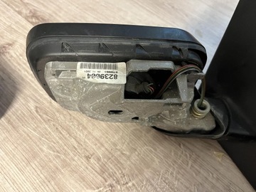 BMW 5 E39 ZRCÁTKO PRAVÉ PIN POUZDRO