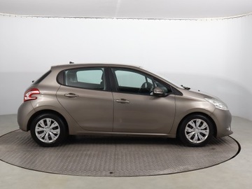 Peugeot 208 I Hatchback 3d 1.4 VTI 95KM 2012 Peugeot 208 1.4 VTi, Navi, Klima, zdjęcie 5