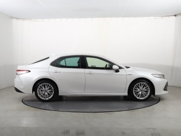Toyota Camry IX Sedan 2.5 Hybrid Dynamic Force 218KM 2019 Toyota Camry 2.5 Hybrid, Salon Polska, zdjęcie 5