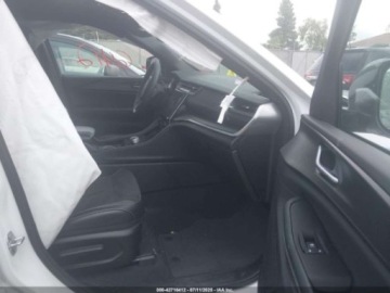 Jeep Grand Cherokee V 2023 Jeep Grand Cherokee CHEROKEE ALTITUDE 2023, od ubezpieczalni 3.6 Benzyna, zdjęcie 6