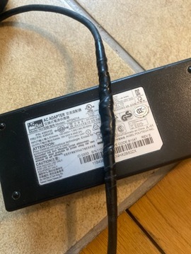 ACBEL API3AD14 2- и 4-контактный источник питания, 19 В, 6,3 А, с кабелем.