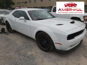 Dodge Challenger III 2021 Dodge Challenger 2021, 6.4L, porysowany lakier